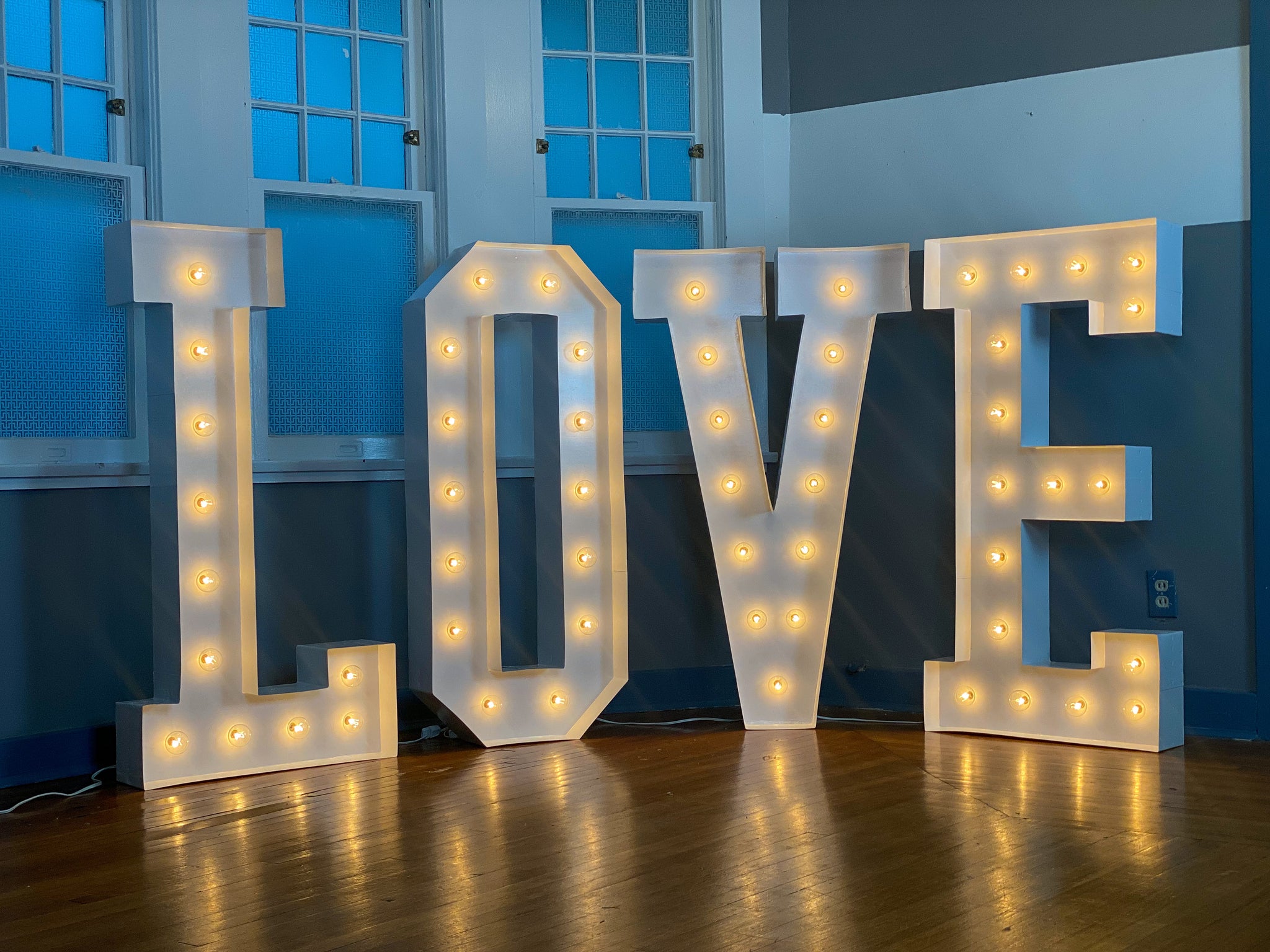 Number 4 FT White Light up 5FT Marquee Sale Big Letters with
